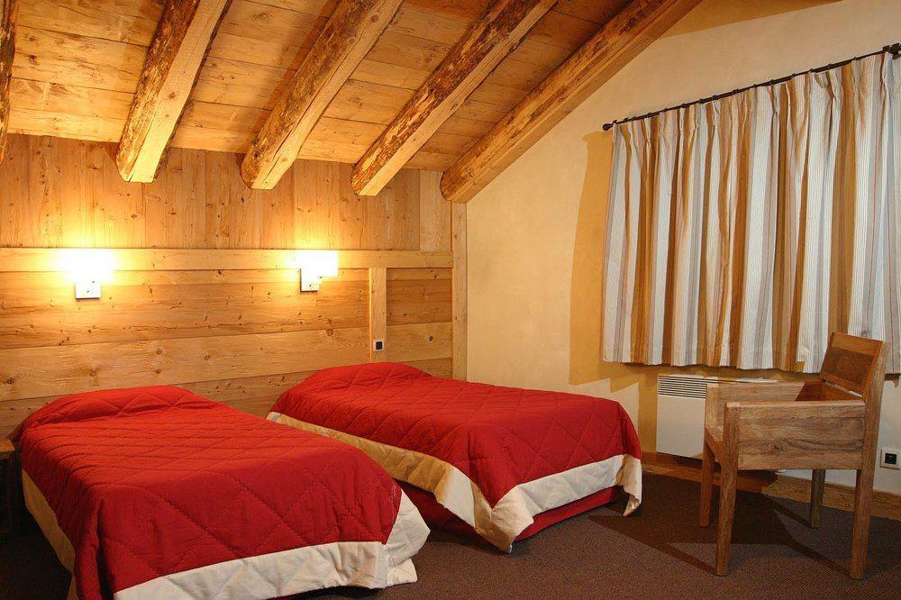 Vacanceole - Residence Cortina เลส์เดอซาลป์ ภายนอก รูปภาพ